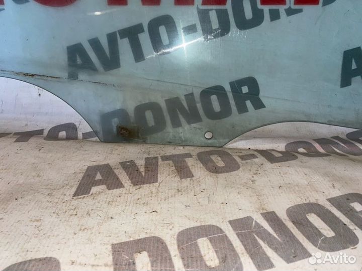 Стекло заднее левое Kia Clarus седан 2000