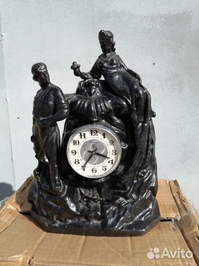 Часы статуэтка Хозяйка Медной горы