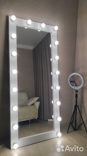 Гримерное зеркало