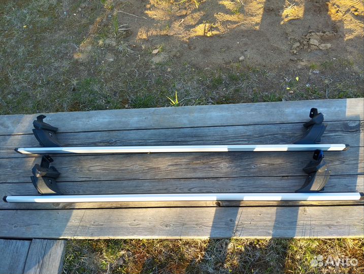 Крепление на багажник поперечные планки Nissan