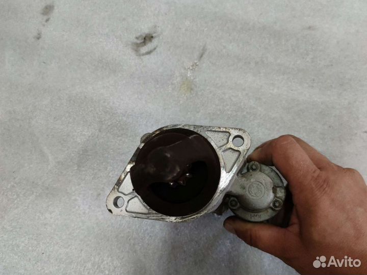 Стартер Opel Astra H 1.6 z16xep