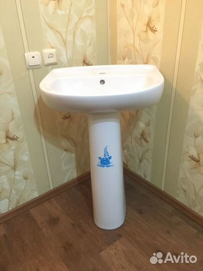 Умывальник-тюльпан бу