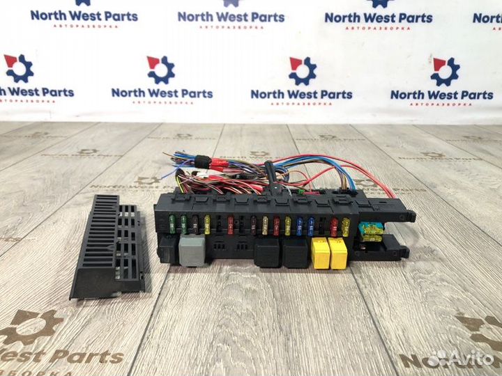 Блок предохранителей Mercedes-Benz W211 E320 Cdi