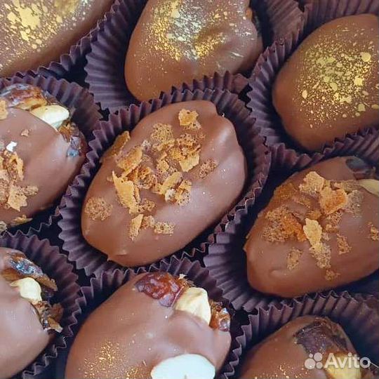 Финики в шоколаде