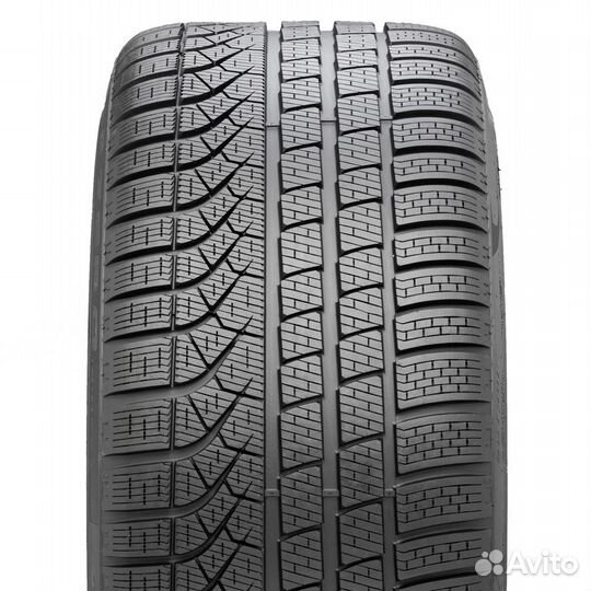 Pirelli P Zero Winter 245/40 R19 98V