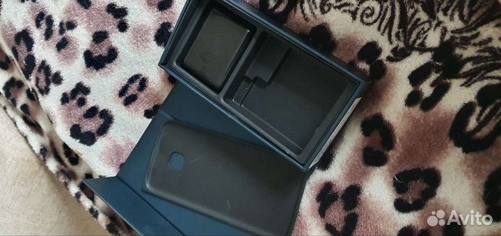 Коробка от samsung galaxy S7 edge