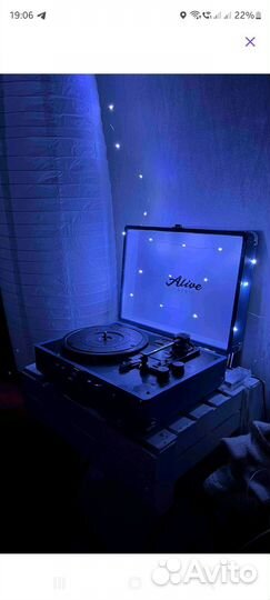 Виниловый проигрыватель