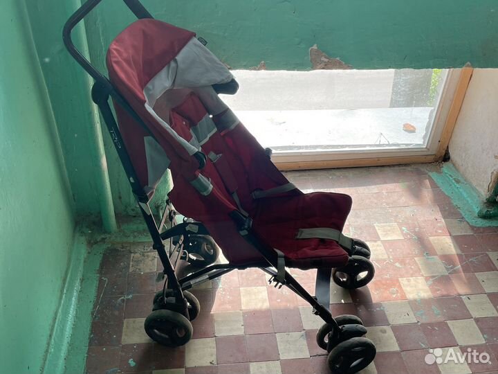 Прогулочная коляска