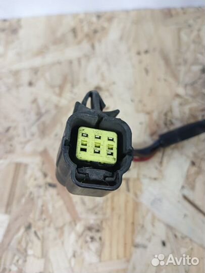 Моторчик стеклоочистителя передний Ssangyong Kyron