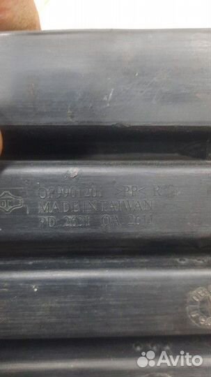 Заглушка бампера птф передняя правая Opel Astra