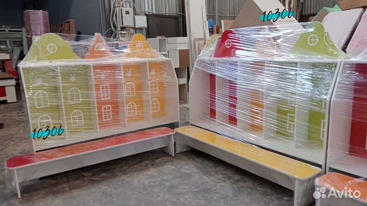 Полотеничница напольная, вешалка, шкафчик в садик