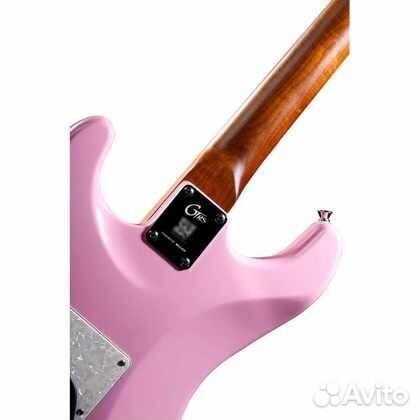 Электрогитара со встроенным процессором Mooer gtrs