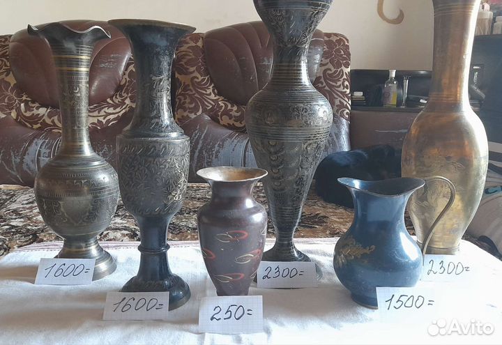 Вазы из латуни индия