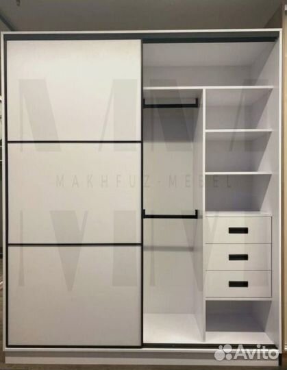 Шкаф купе с зеркалом