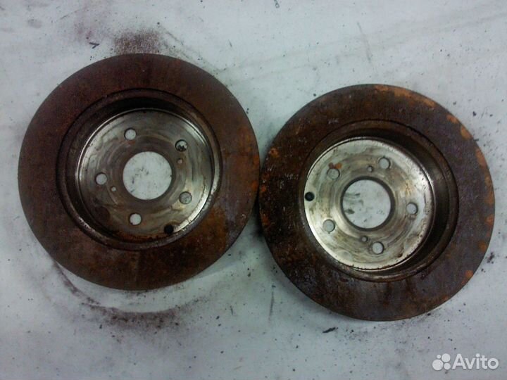 Диск тормозной задний Toyota RAV 4 от 2013