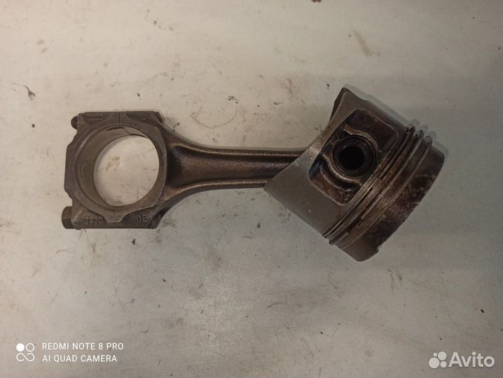 Шатун с поршнем 1.8 PG Volkswagen Corrado Passat