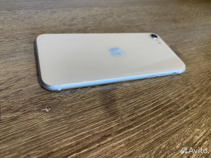 iPhone SE (2020), 64 ГБ