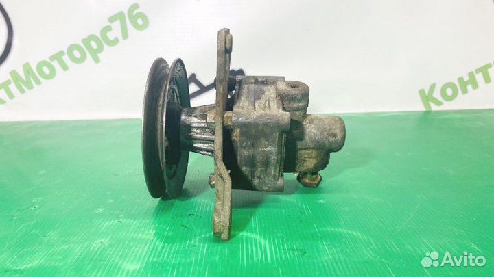 Насос гидроусилителя руля Audi 80 седан 1 1989