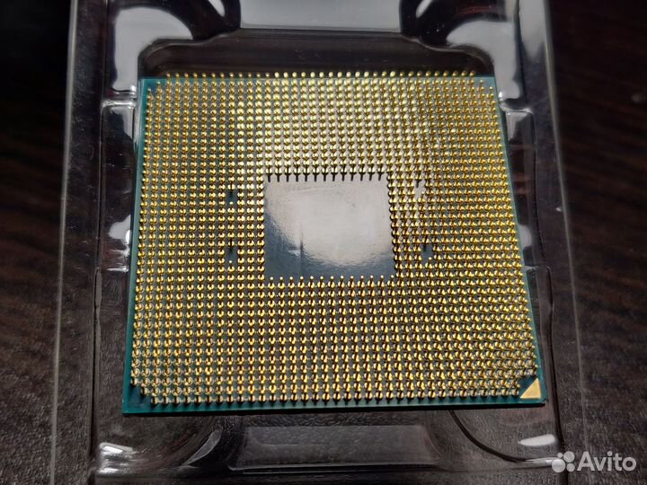 AMD Ryzen 7 5800x 8 ядер 16 потоков
