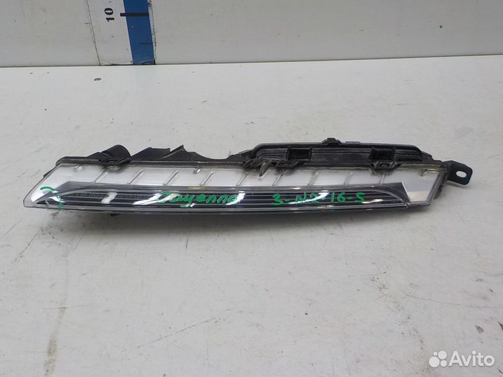 Ходовой огонь левый Porsche Cayenne 2017