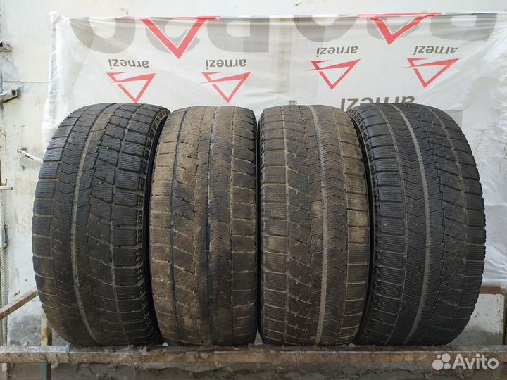 Bridgestone Blizzak VRX 215/55 R16 93S
