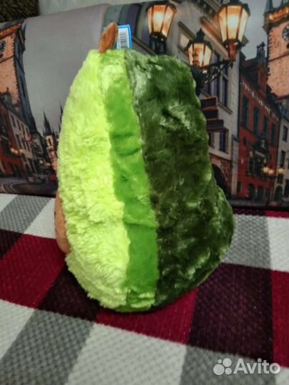 Мягкая игрушка авокадо