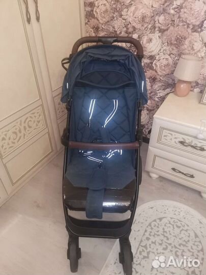 Прогулочная коляска capella