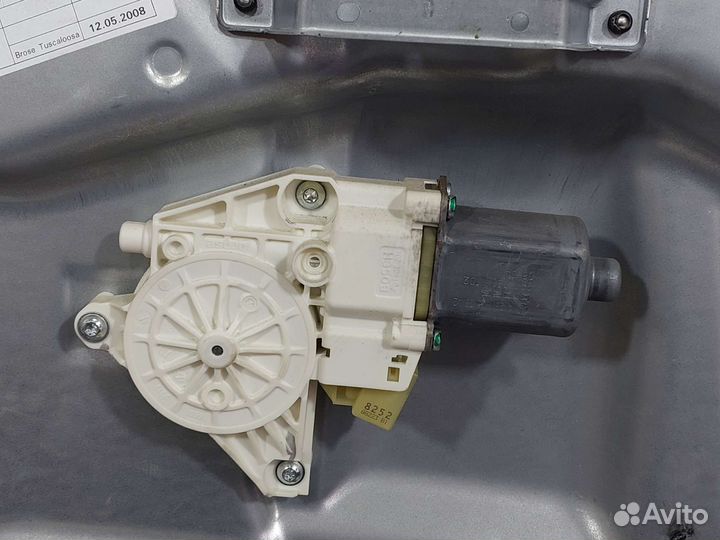 Стеклоподъемник передний правый Mercedes W251