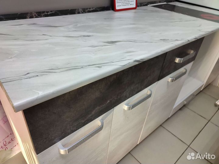 Кусок столешницы с кромкой 60 см