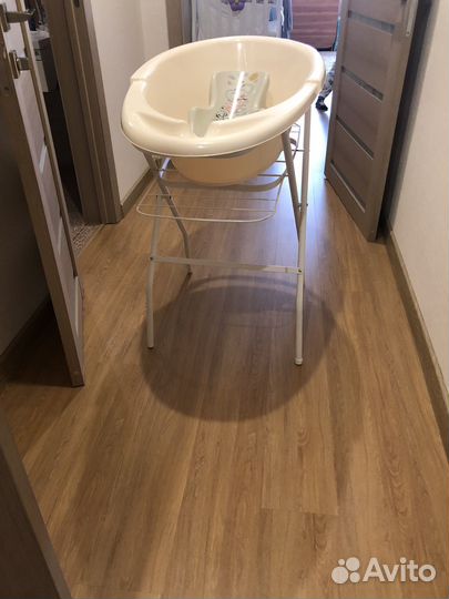 Ванна детская с подставкой