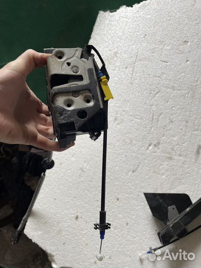 Замки дверей ford kuga 2