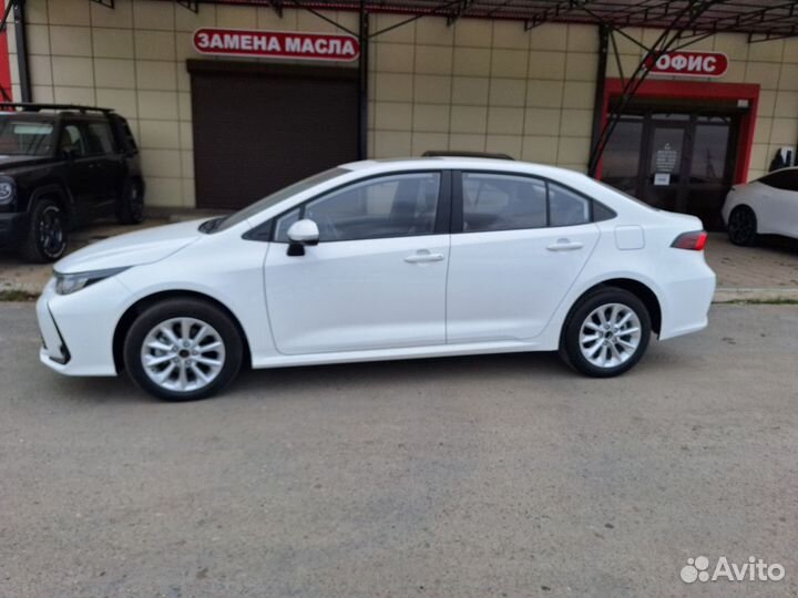 Toyota Corolla 1.2 CVT, 2023, 15 000 км