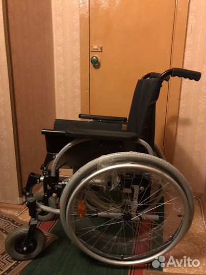 Кресло-коляска для инвалидов ottobock