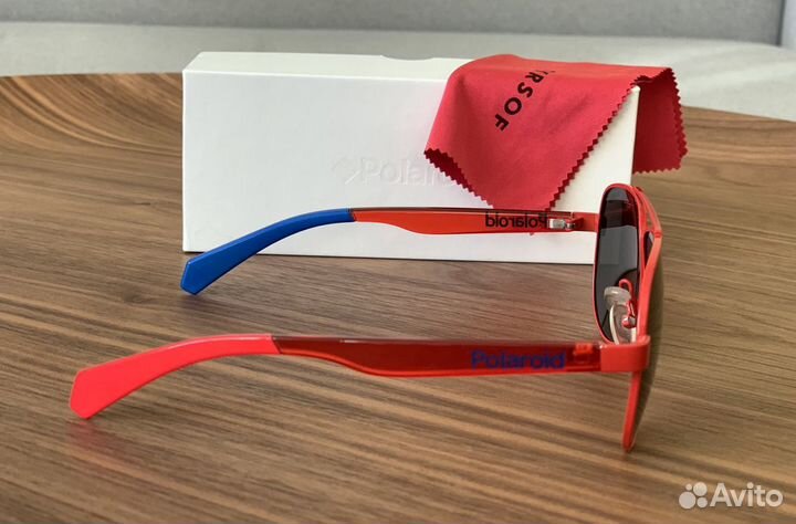Солнезащитные очки Polaroid. Оригинал