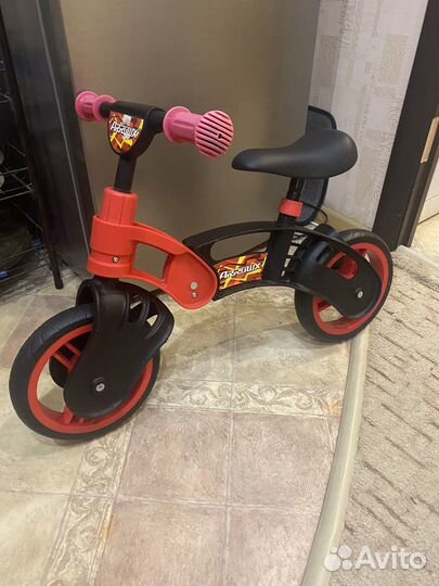 Беговел arrowx (красный)