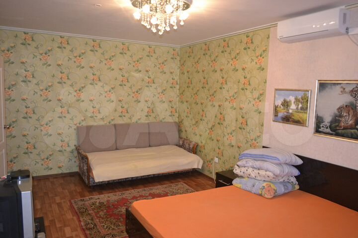 4-к. квартира, 107 м², 1/5 эт.