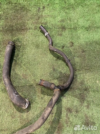 Патрубок системы охлаждения Ford Fusion