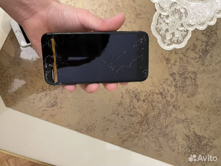iPhone 6S, 64 ГБ