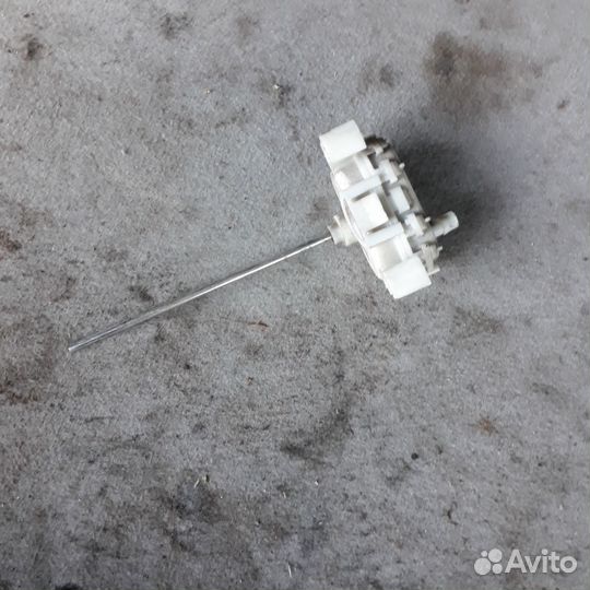 Замок лючка бензобака Ауди А4Б5