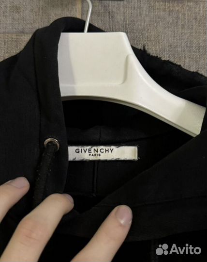 Худи Givenchy destroyed