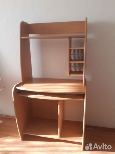 Компьютерный столик