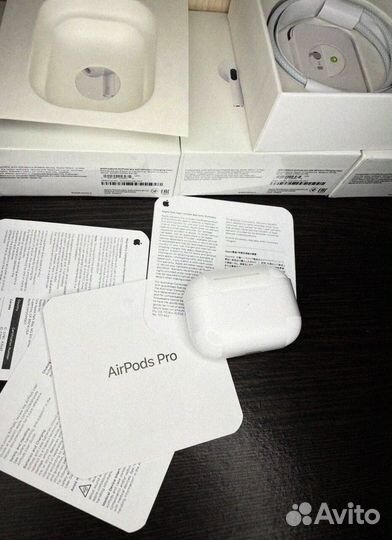 AirPods Pro 2: Музыка в каждом шаге