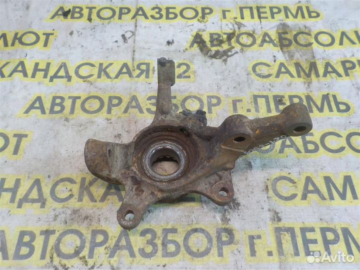 Кулак поворотный передний левый Suzuki Grand Vita