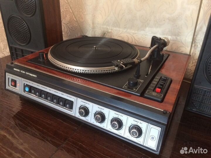Проигрыватели пластинок Вега 122с, 108,109