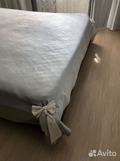 Шторы 2 комплекта, тюль, покрывало с подушками