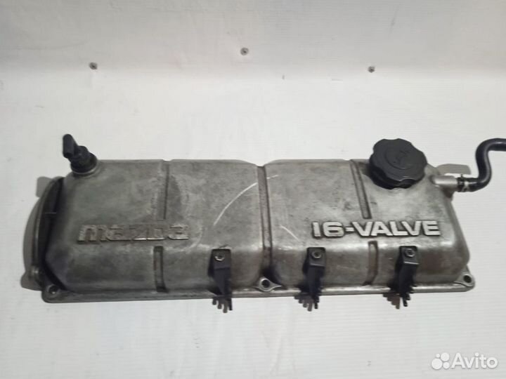 Клапанная крышка Mazda Demio