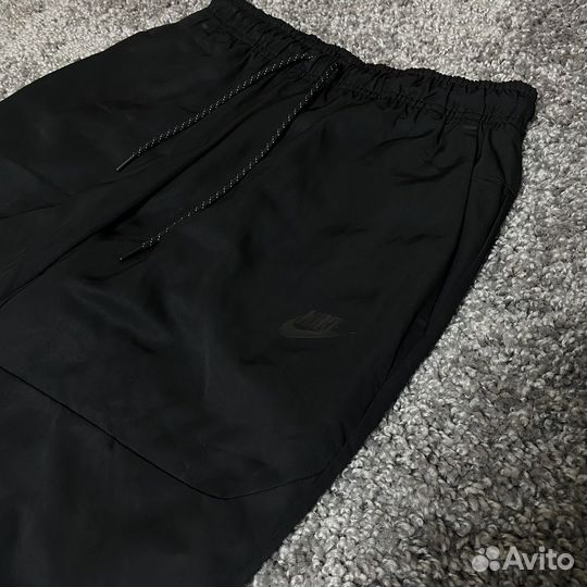 Nike Tech