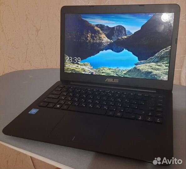 Ноутбук asus E402S