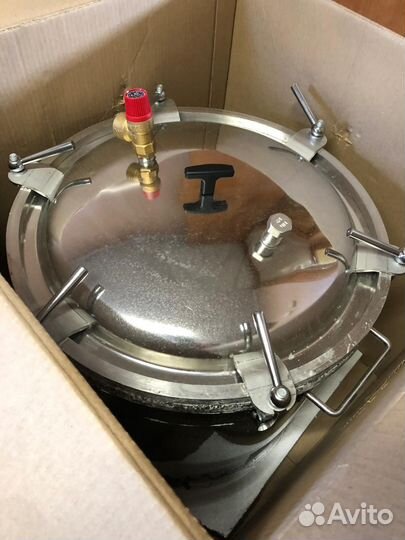 Автоклав «Консерватор» с фальшдном 46л новый