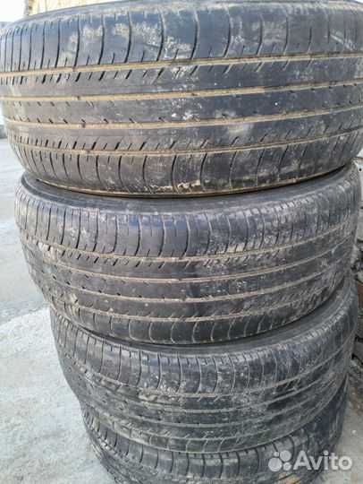 Yokohama A200 215/55 R17